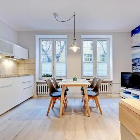 Urbannestgroup Swietojanska 35 36 Ii דירה *